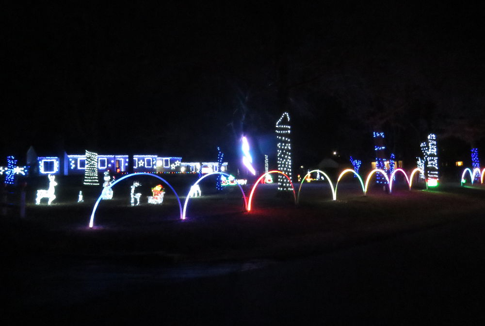 Topeka Christmas Light Display Tour Kansas