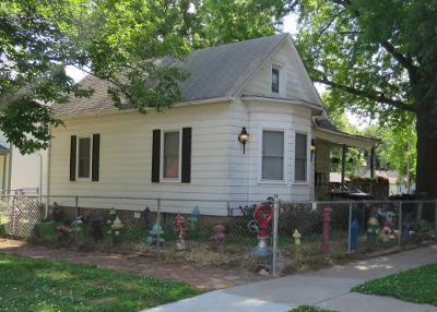 Belshe Fire Hydrant Garden - Topeka. Kansas