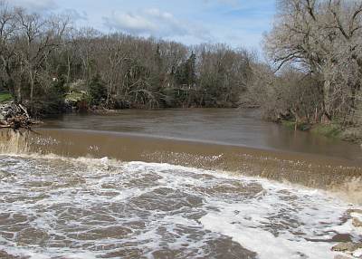 Cottonwood Falls dam and bridge