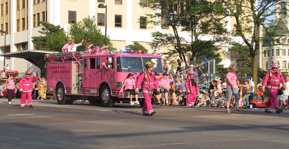 Pink Heals Tour - Guardians of The Ribbon